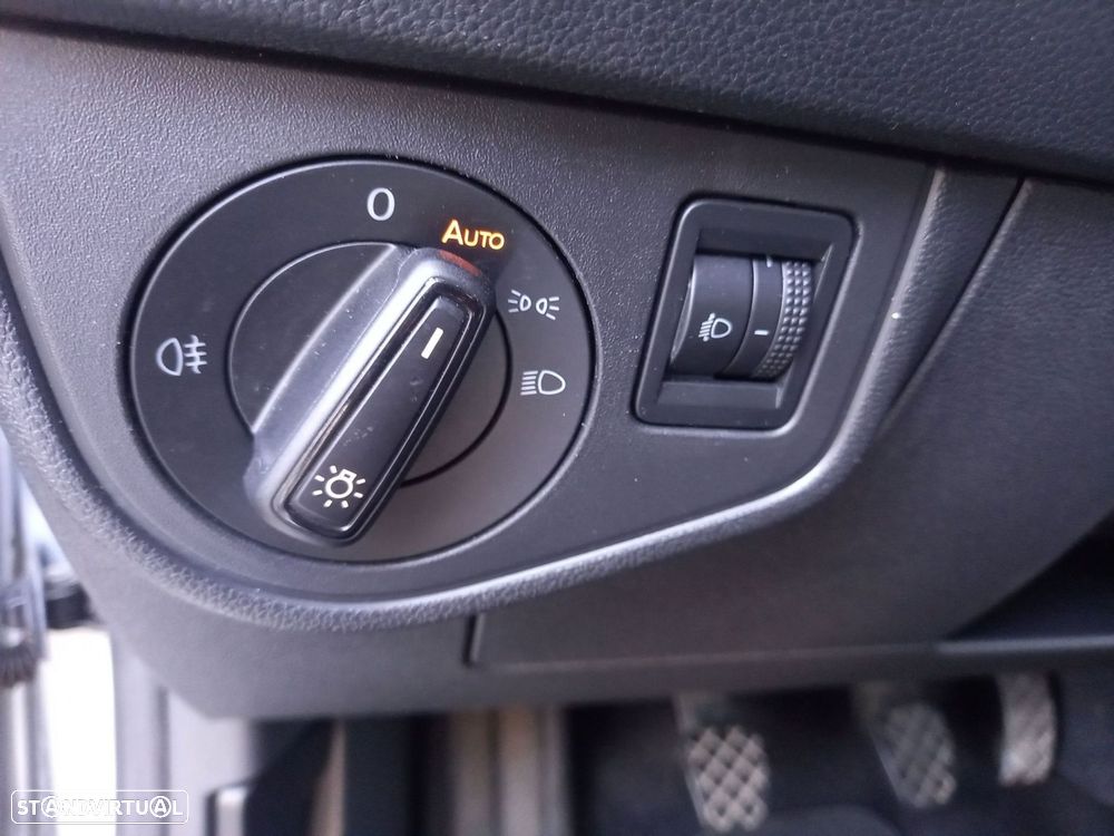 VW Taigo 1.0 TSI Urban - 11