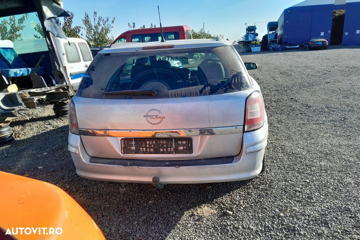 Dezmembrez Opel Astra H [facelift] [2005 - 2015] wagon 1.9 CDTI MT (1 - 4