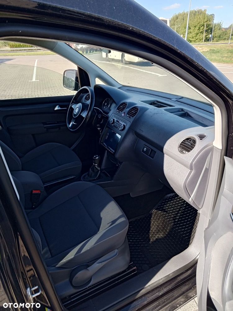 Volkswagen Caddy Maxi - 10