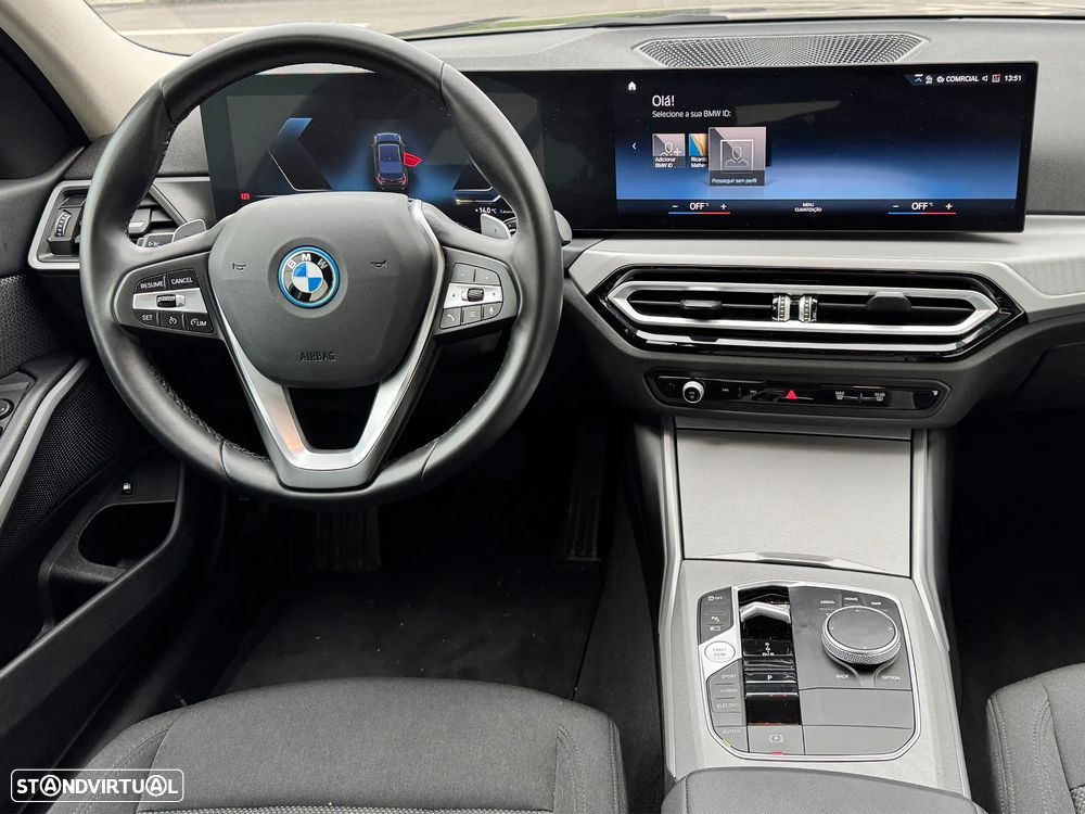 BMW 320 - 8