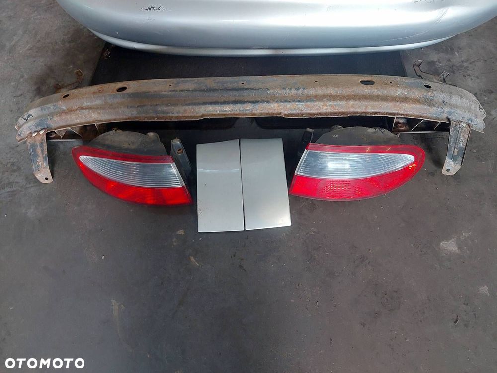 KOMPLETNY TYŁ KLAPA BAGAŻNIKA ZDERZAK TYŁ LAMPY DAEWOO LANOS I HB 5D - 2