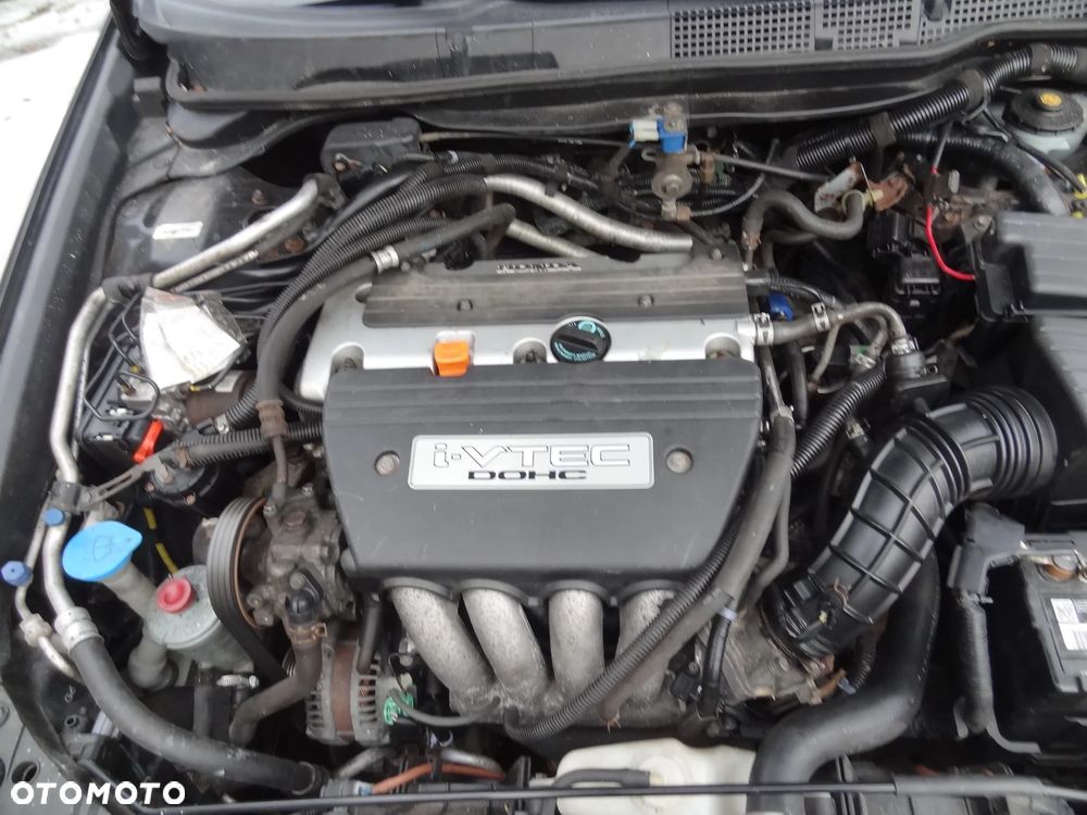 Honda Accord 2.0 Executive - 10