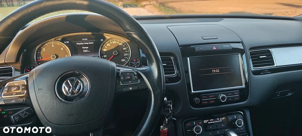 Volkswagen Touareg 3.0 V6 TDI BMT - 12