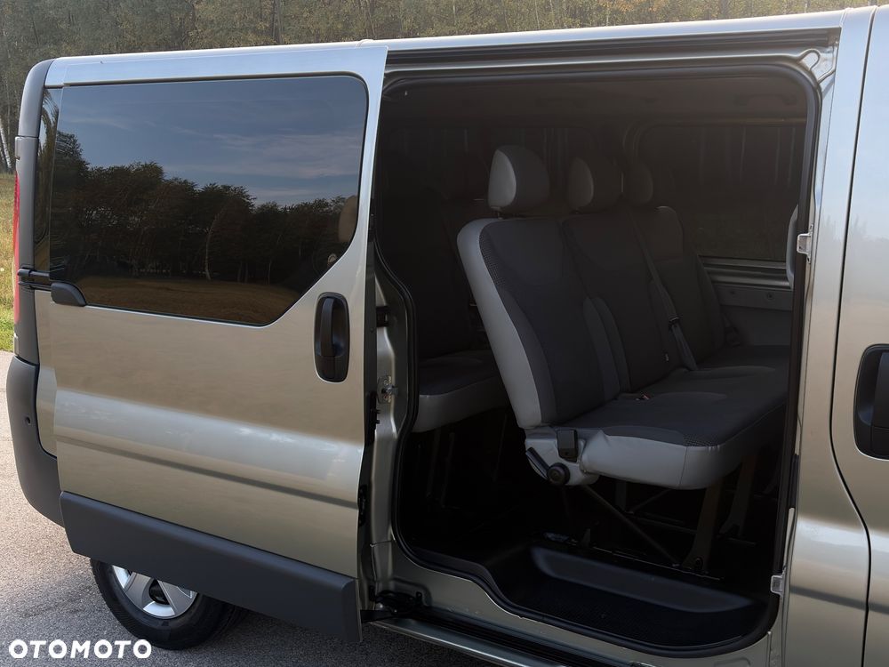 Opel Vivaro L2H1 2.9t - 32