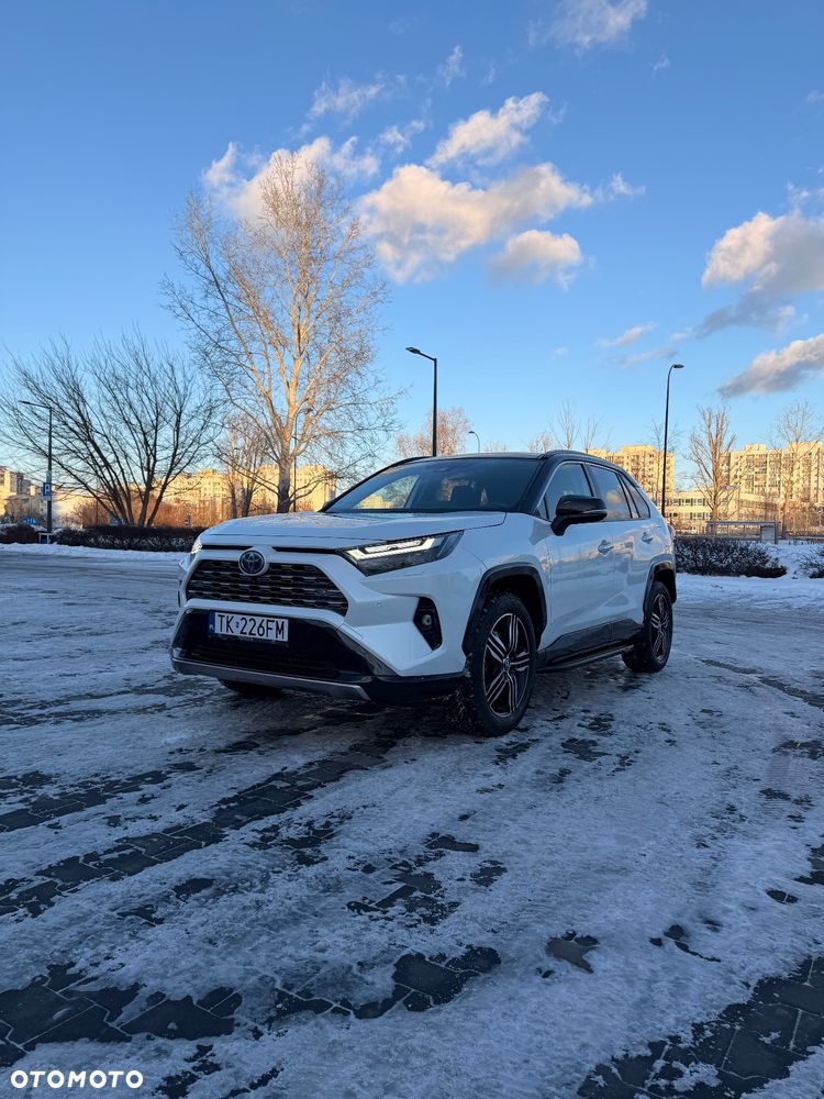 Toyota RAV4 - 6