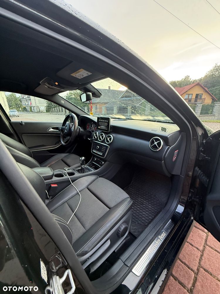 Mercedes-Benz Klasa A 180 (BlueEFFICIENCY) - 7