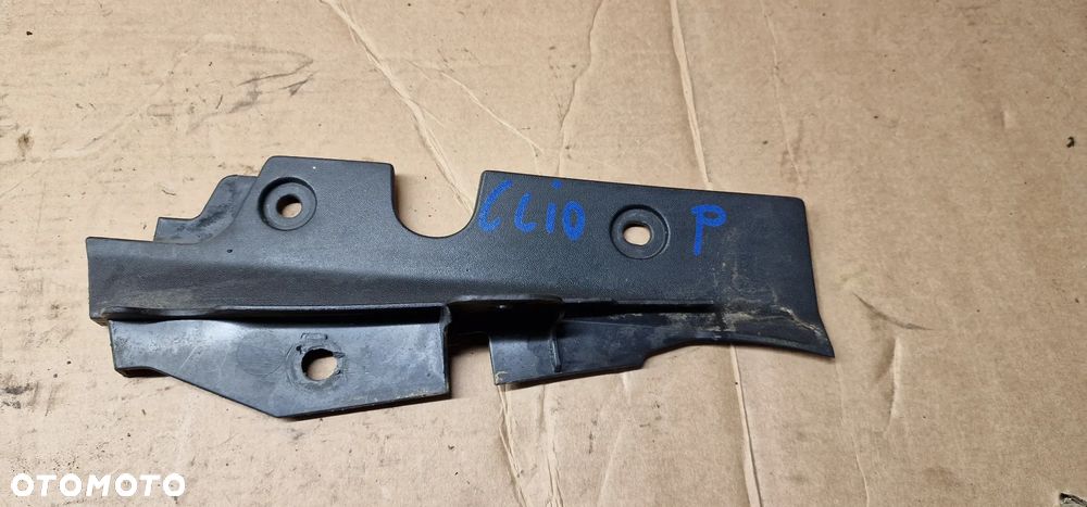 Osłona zaślepka podszybia lewa Renault Clio III 8200332285 - 1