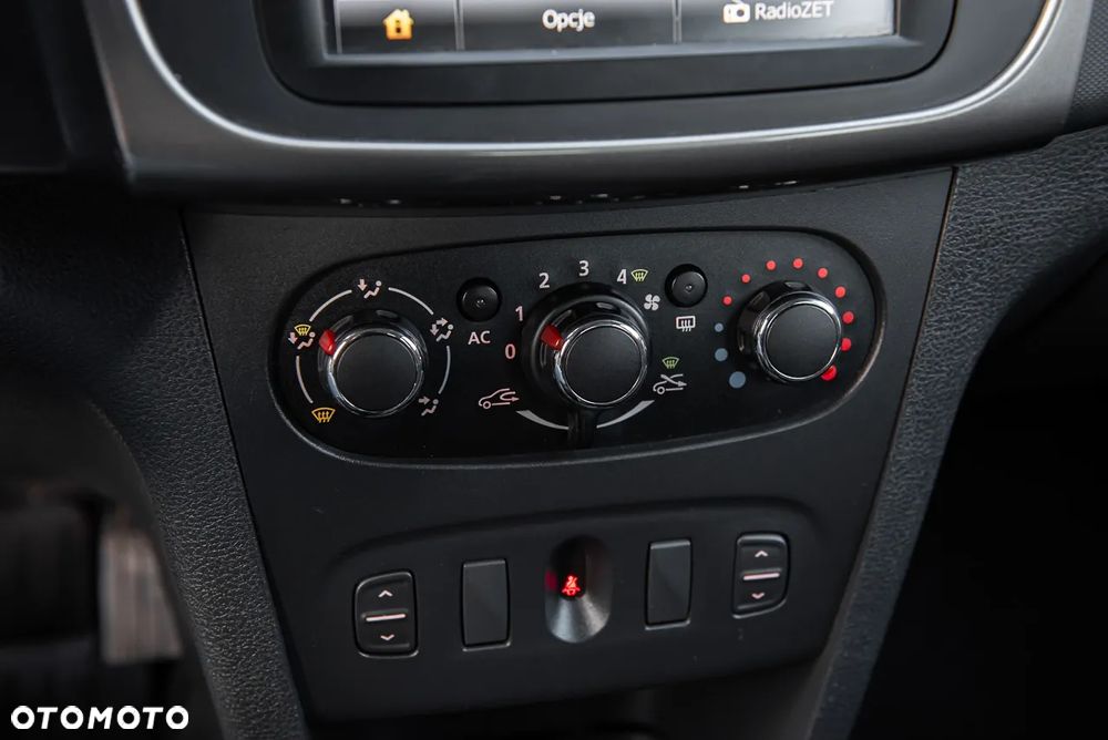 Dacia Sandero - 22