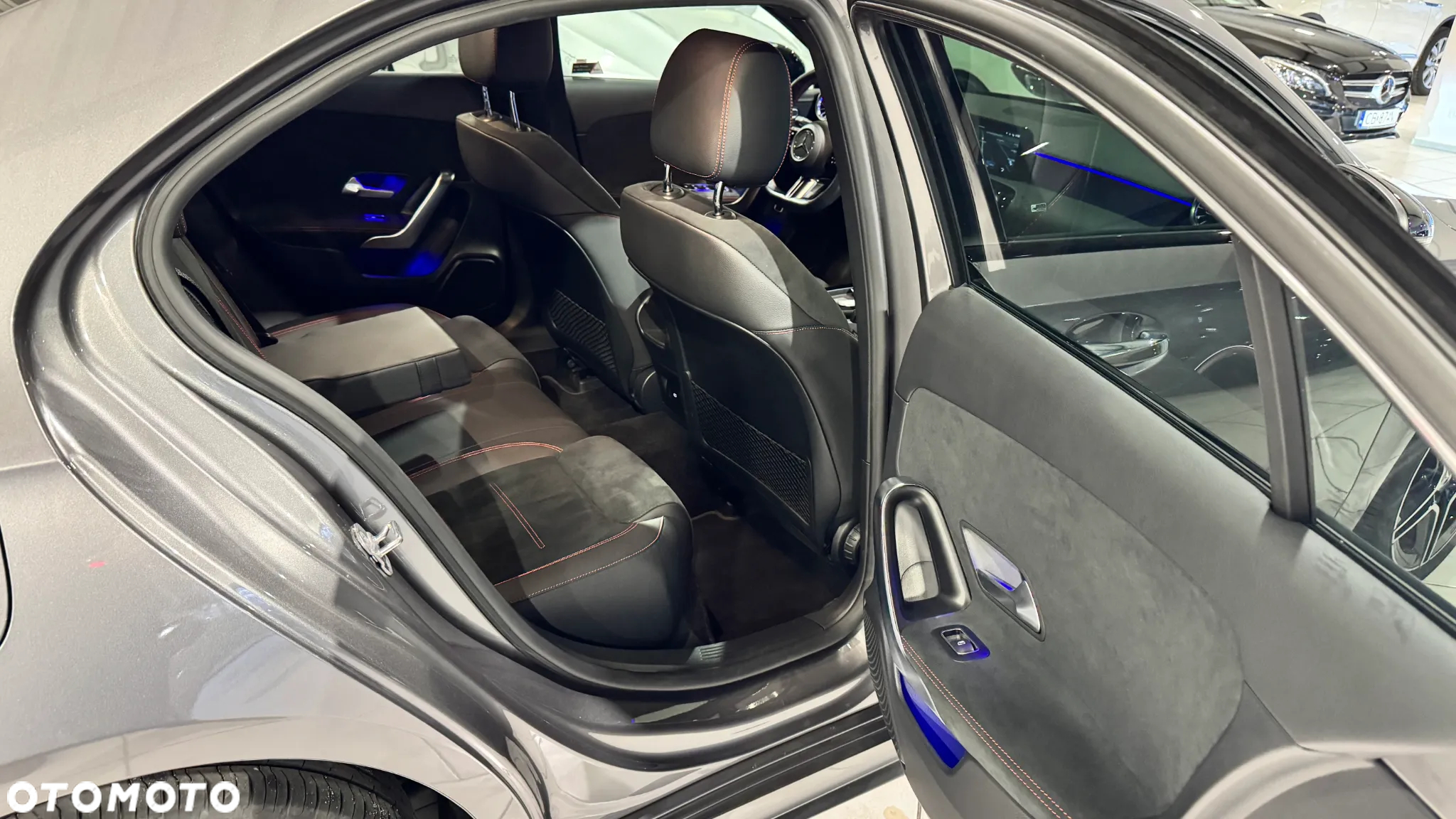Mercedes-Benz Klasa A 250 e PHEV AMG Line 8G-DCT - 25