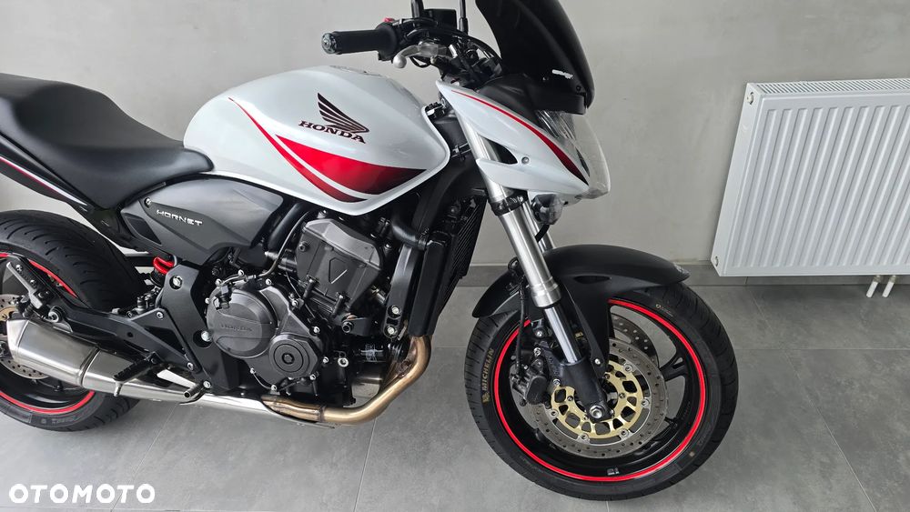 Honda Hornet - 34