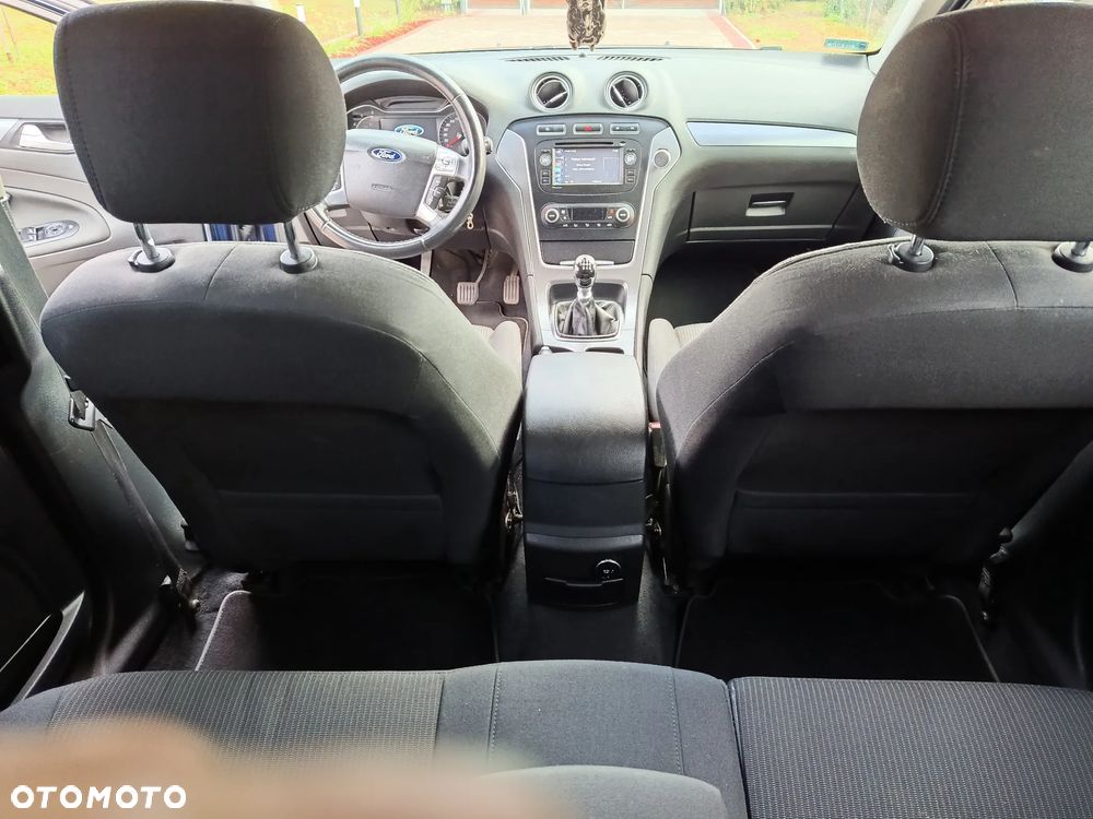 Ford Mondeo 1.6 TDCi Ambiente - 23