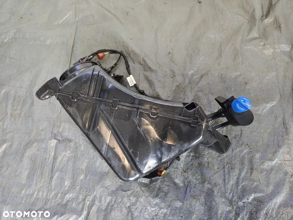 VW Volkswagen Caddy IV Zbiornik pompa AdBlue 5R3131877C 5Q0131969E - 1