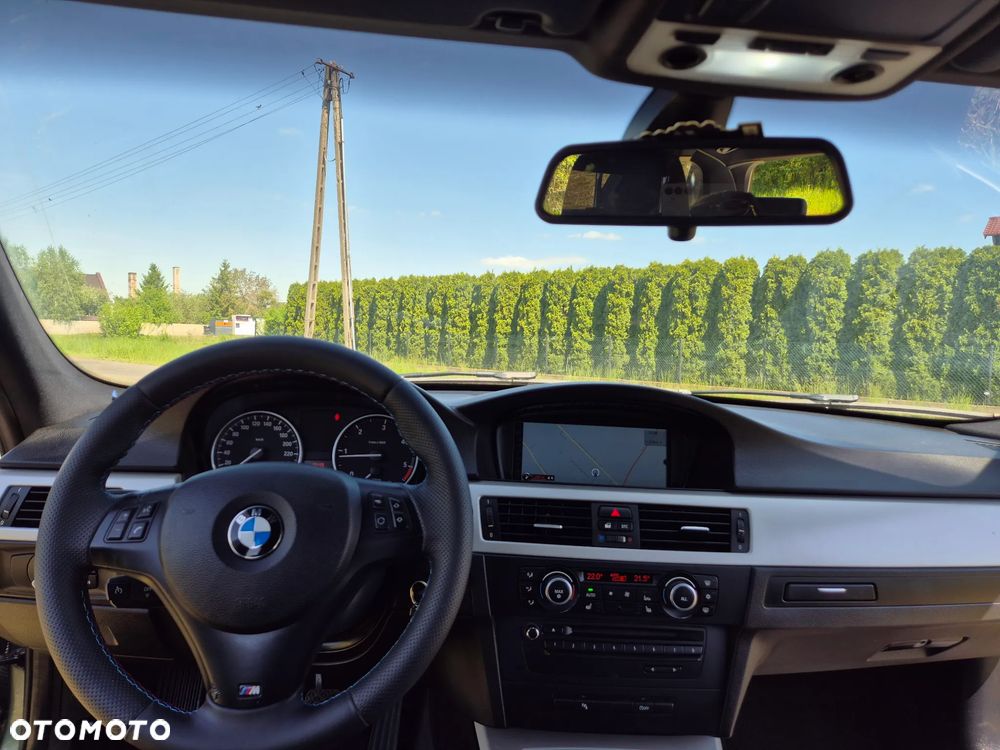 BMW Seria 3 320d DPF Edition Exclusive - 27
