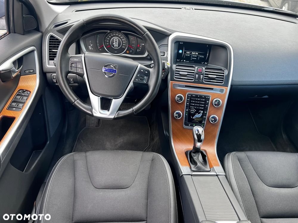 Volvo XC 60 D4 AWD Geartronic Summum - 12