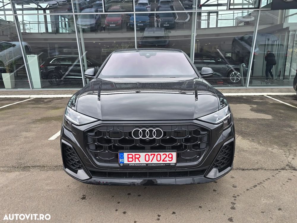 Audi Q8 - 2