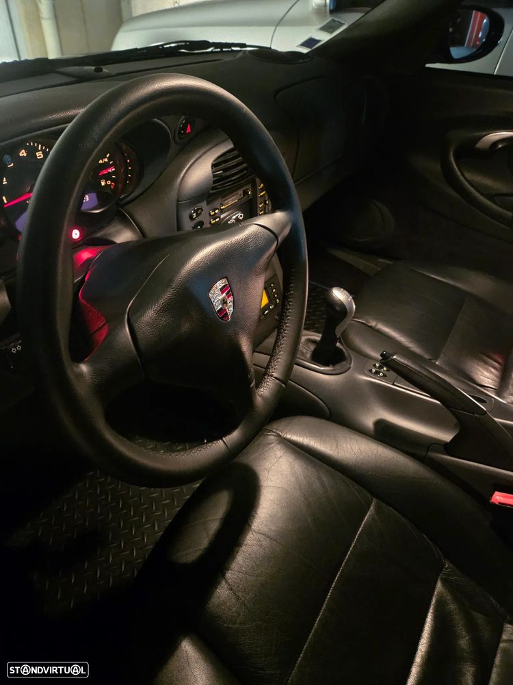 Porsche 911 (996) - 13