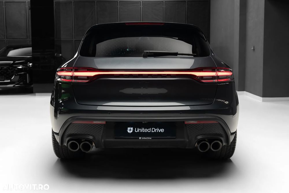 Porsche Macan S - 39