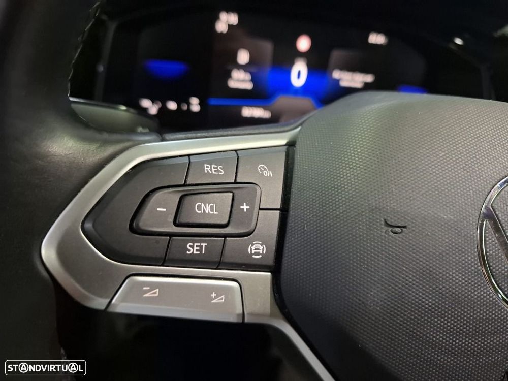 VW Taigo 1.0 TSI Urban - 19