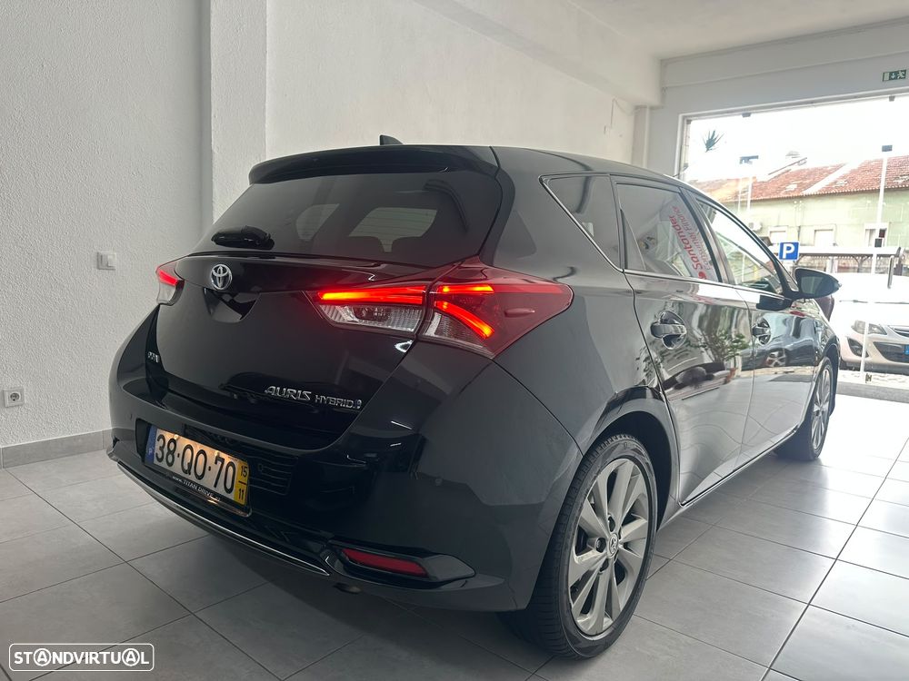 Toyota Auris 1.8 HSD Comfort +P.Sport+Navi - 7