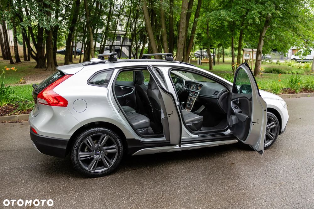 Volvo V40 D2 - 15