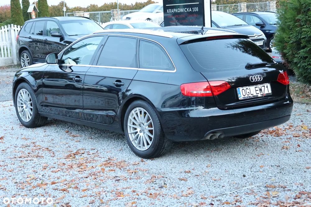 Audi A4 Avant 2.0 TDI DPF S line Sportpaket - 4