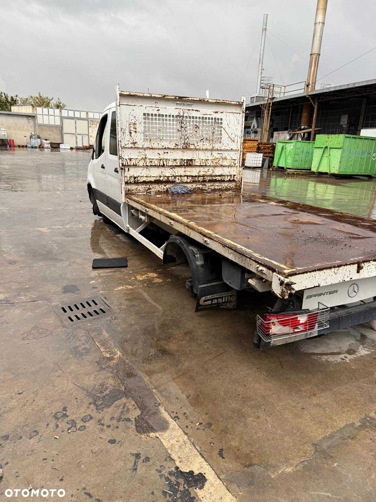 Mercedes Benz Sprinter - 1