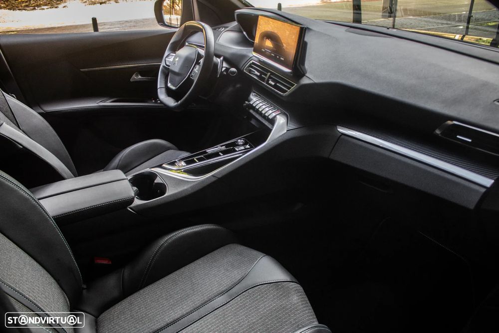 Peugeot 5008 PureTech 130 EAT8 Stop & Start Allure - 24