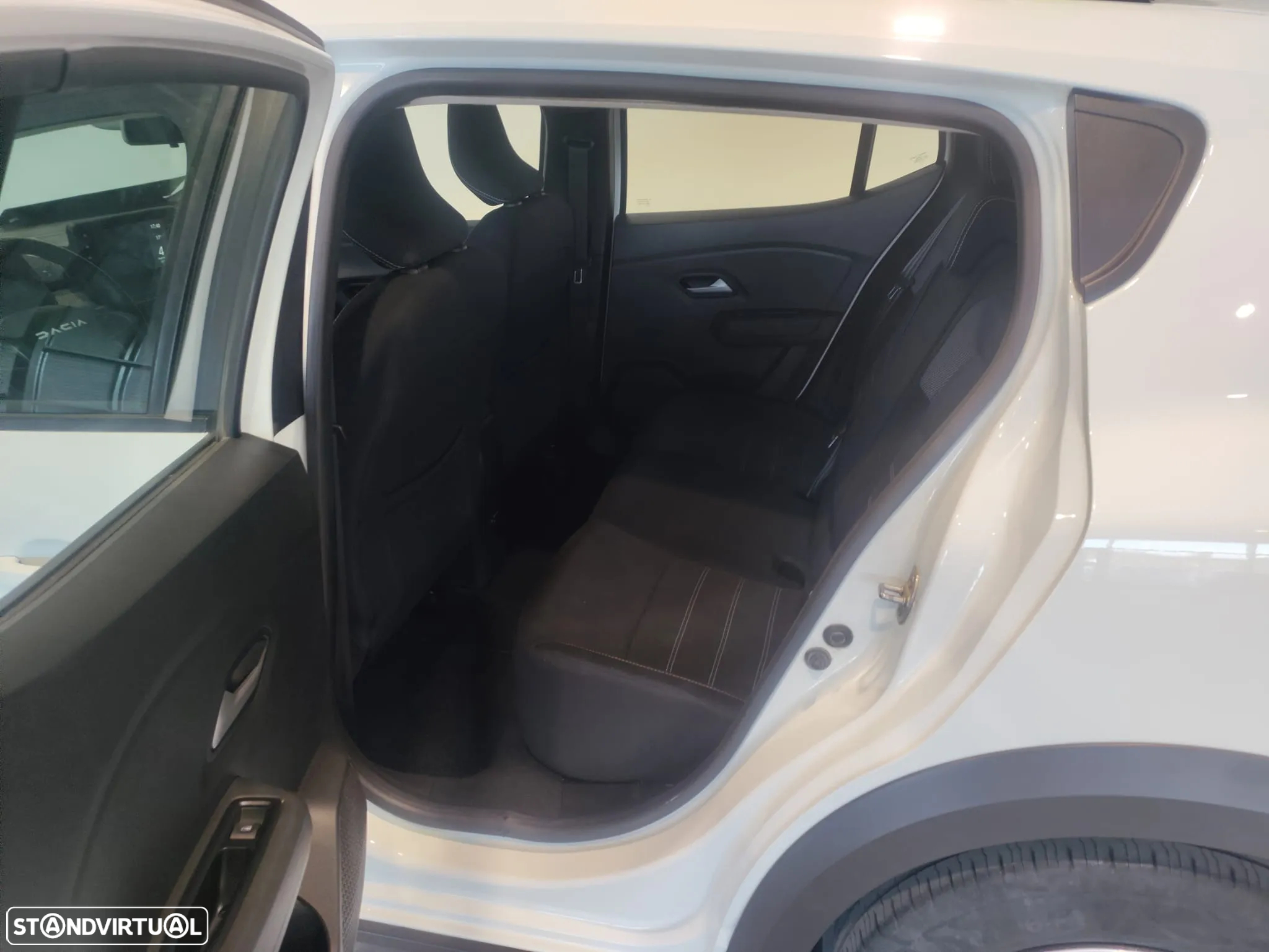 Dacia Sandero 1.0 TCe Stepway Expression - 11