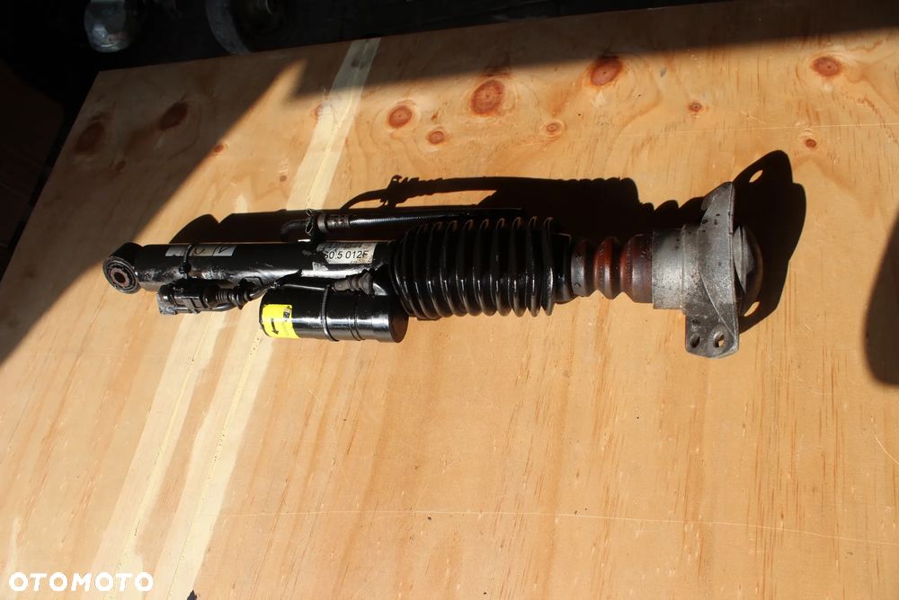 AMORTYZATOR TYLNY PRAWY AUDI RS6 RS7 4G0512020B 2016 - 5