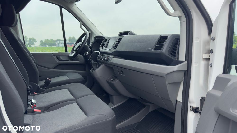 Volkswagen Crafter - 11