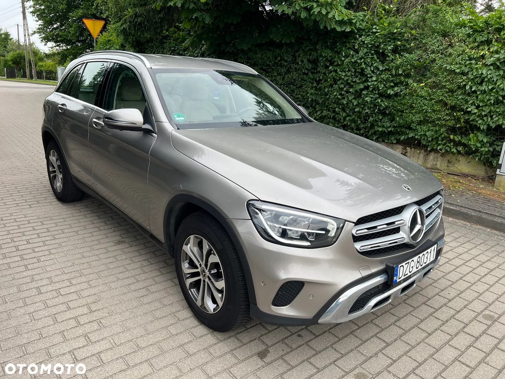 Mercedes-Benz GLC 200 4Matic 9G-TRONIC Exclusive - 3