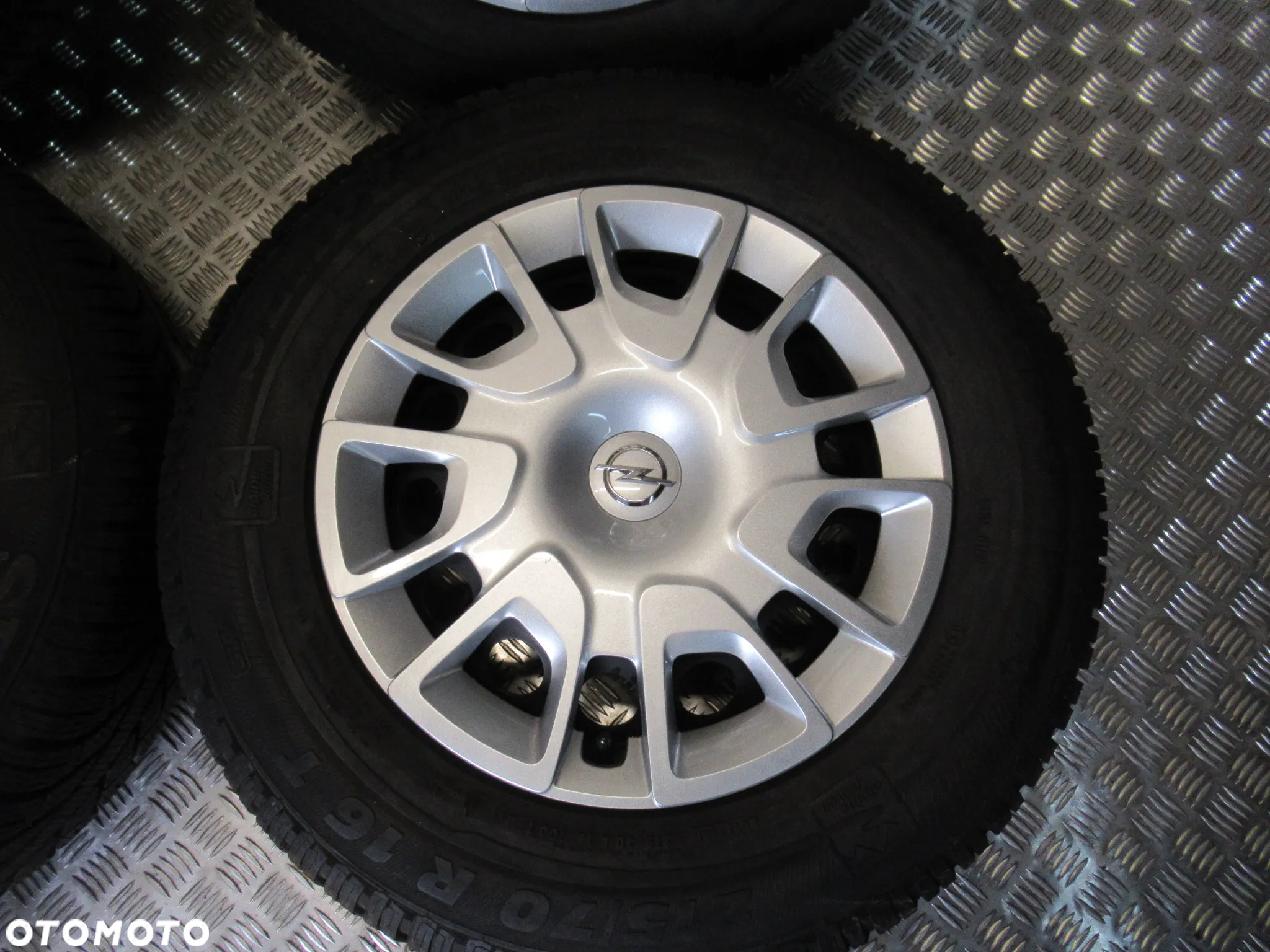 Koła Opel Grandland X 7Jx16 et44 5x108 7,7mm 19rok 7,8mm BDB - 2