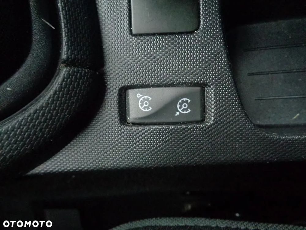 Renault Clio 1.5 dCi Alize - 12