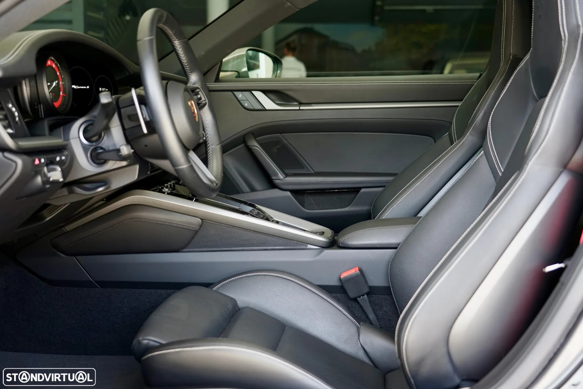 Porsche 911 (992) Carrera S - 12
