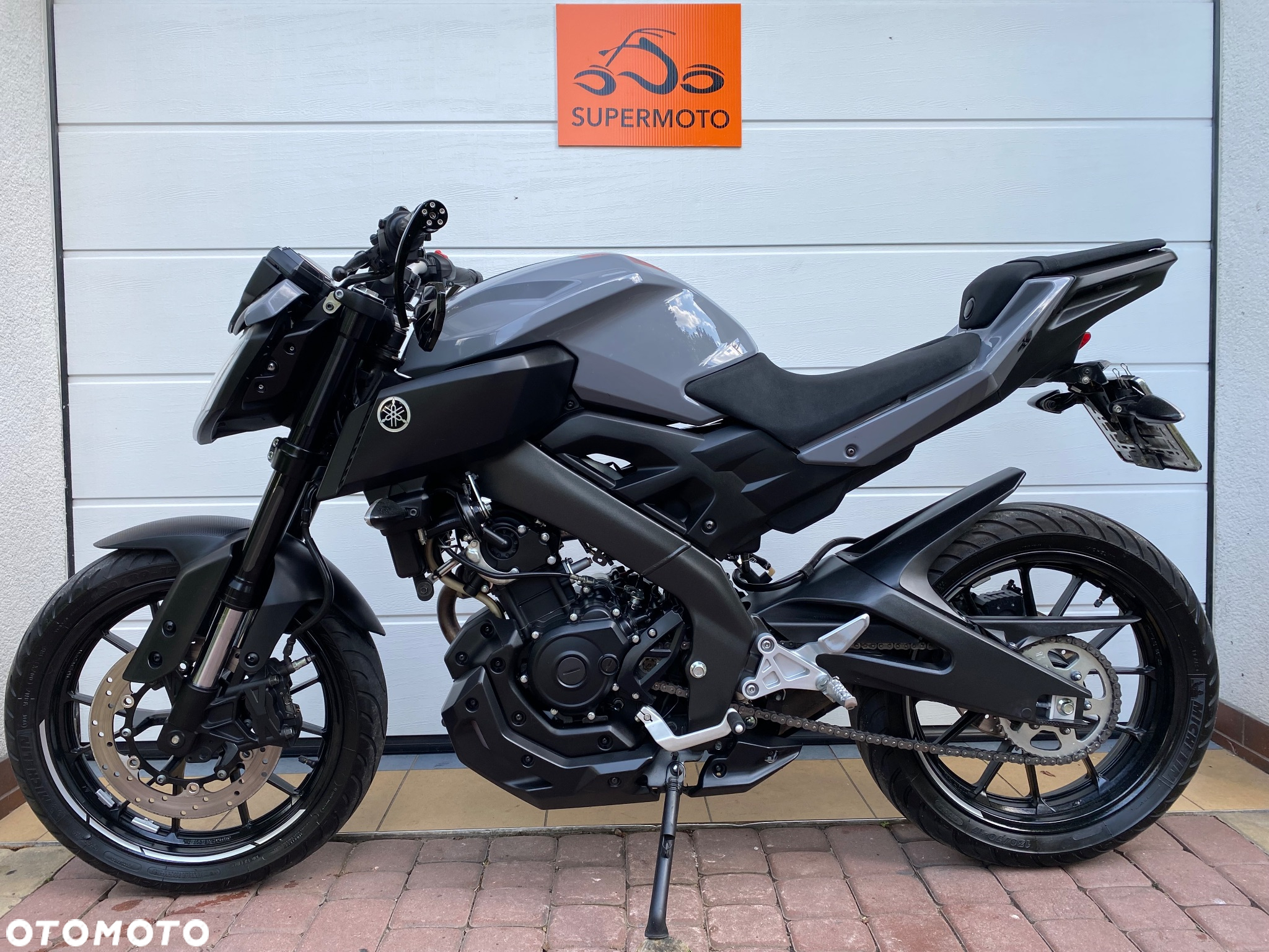 Yamaha MT - 7