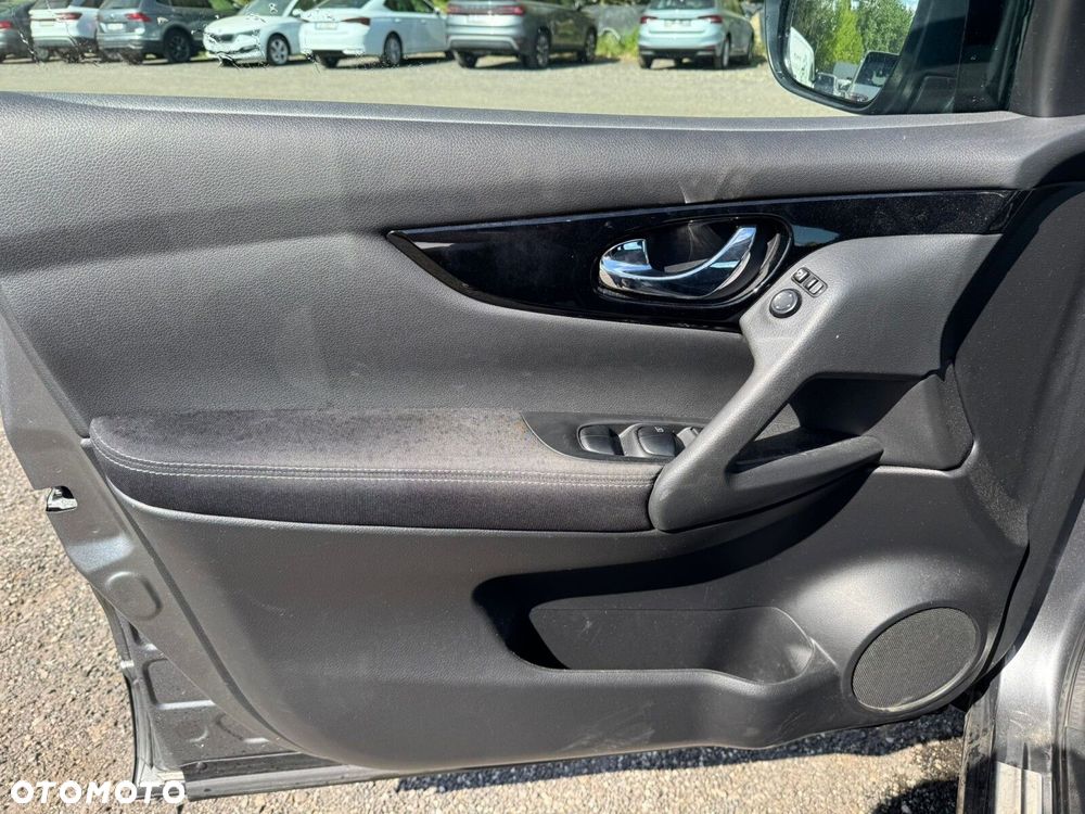 Nissan Qashqai 1.2 DIG-T Acenta EU6 - 19