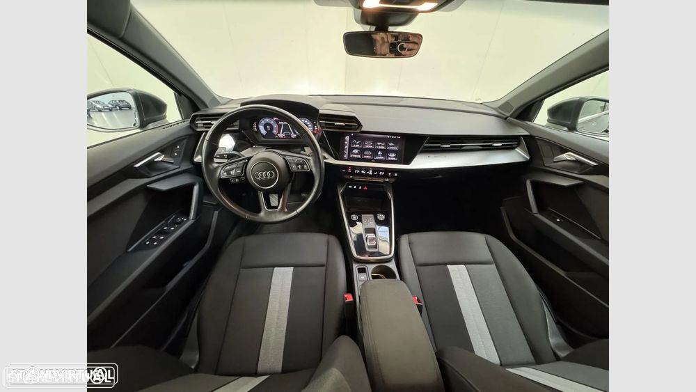 Audi A3 Limousine 30 TDI S line S tronic - 4
