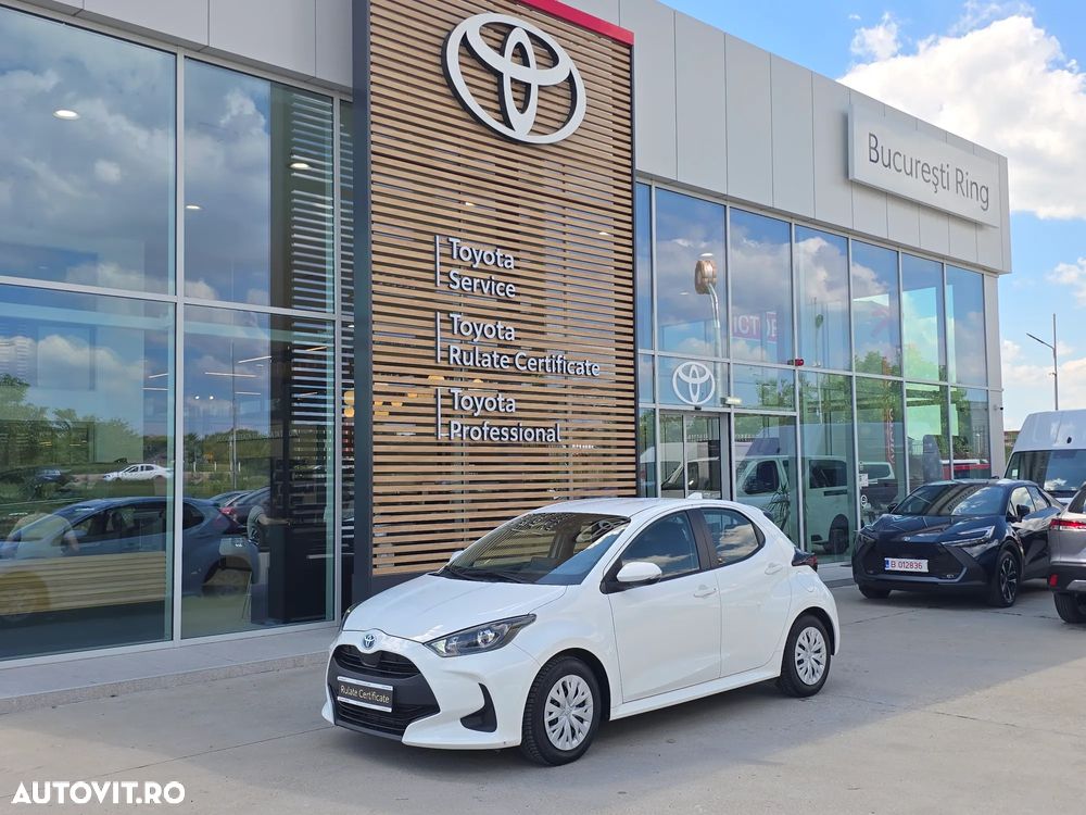 Toyota Yaris 1.5 VVT-i HSD Eco - 2