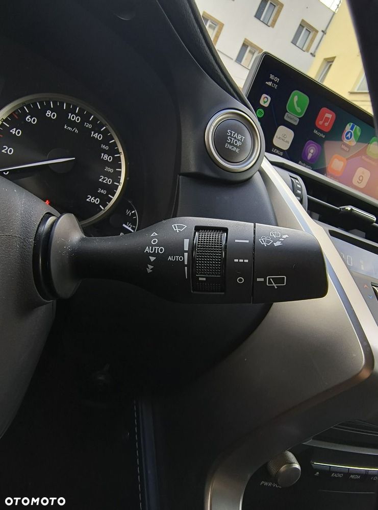 Lexus NX 2020