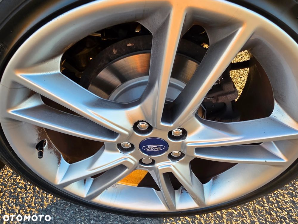 Ford Mondeo - 27