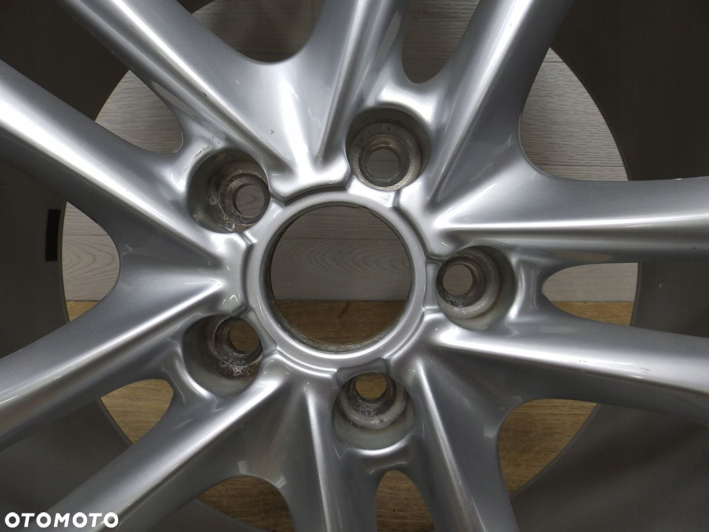 Felga Audi A4 B8 8K0 7.5Jx18H2 Et43 5x112 - 2