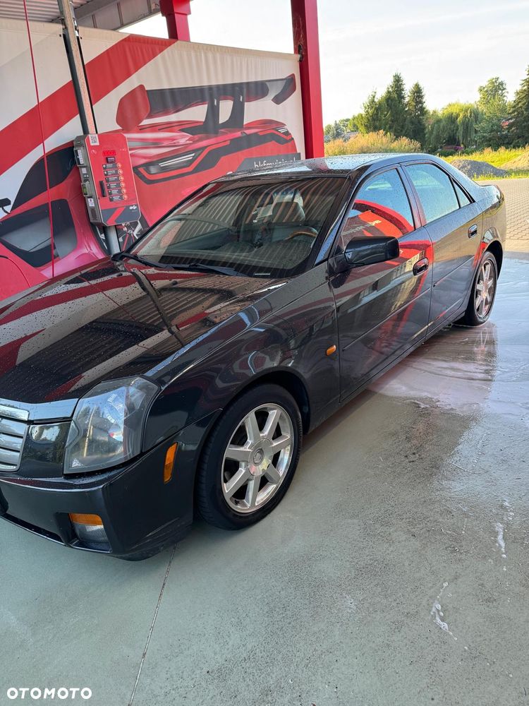 Cadillac CTS - 1