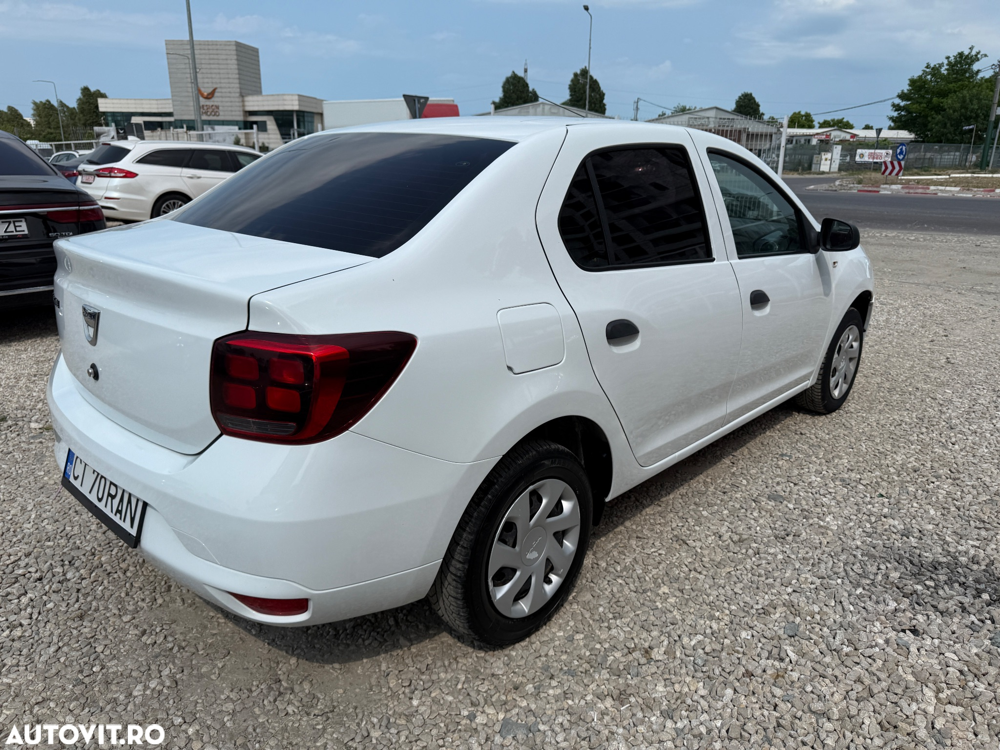 Dacia Logan 1.5 Blue dCi Laureate - 4