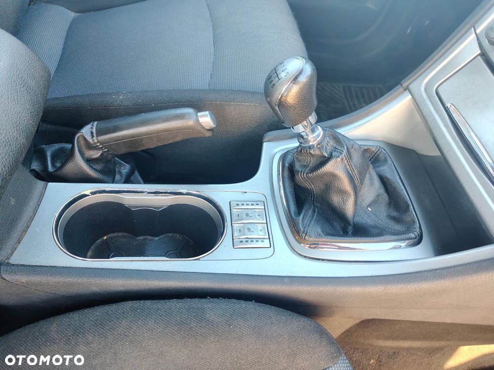 Ford Mondeo - 8