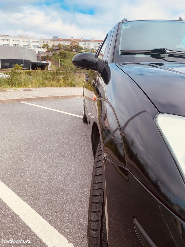 Ford Focus SW 1.4 Ambiente - 6