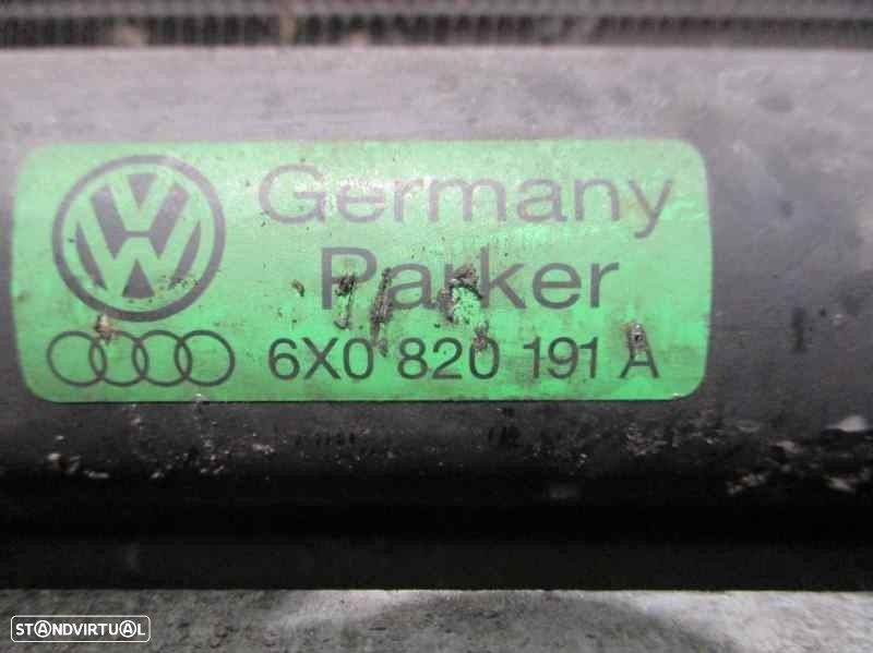 CONDENSADOR / RADIADOR AR CONDICIONADO VOLKSWAGEN POLO 2000 -6X0820411A - 2