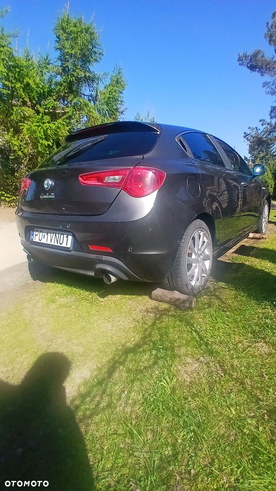 Alfa Romeo Giulietta 2.0 JTDM 16V Veloce - 6