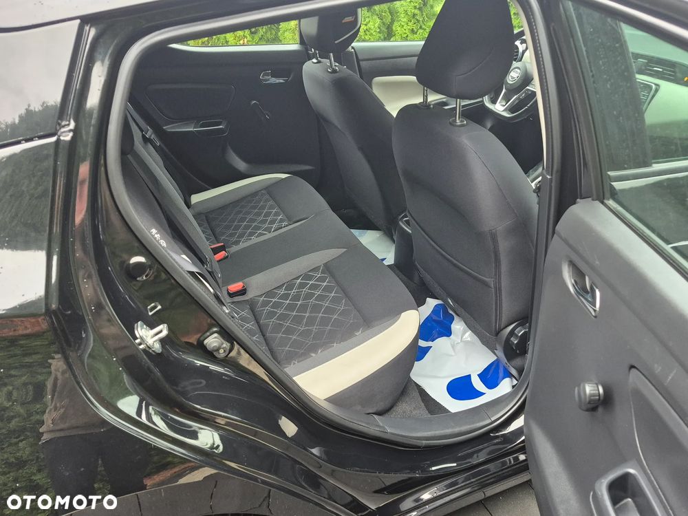 Nissan Micra - 23