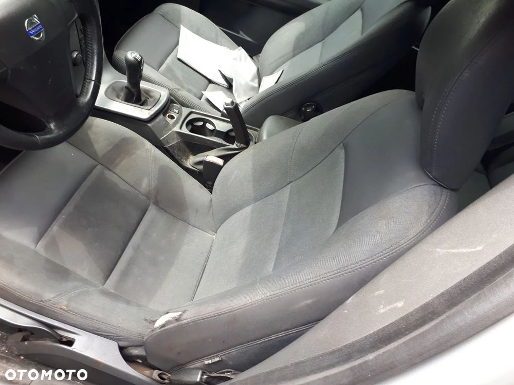 VOLVO V50 04-07 1.6 D ZDERZAK TYŁ TYLNY 426-26 - 24