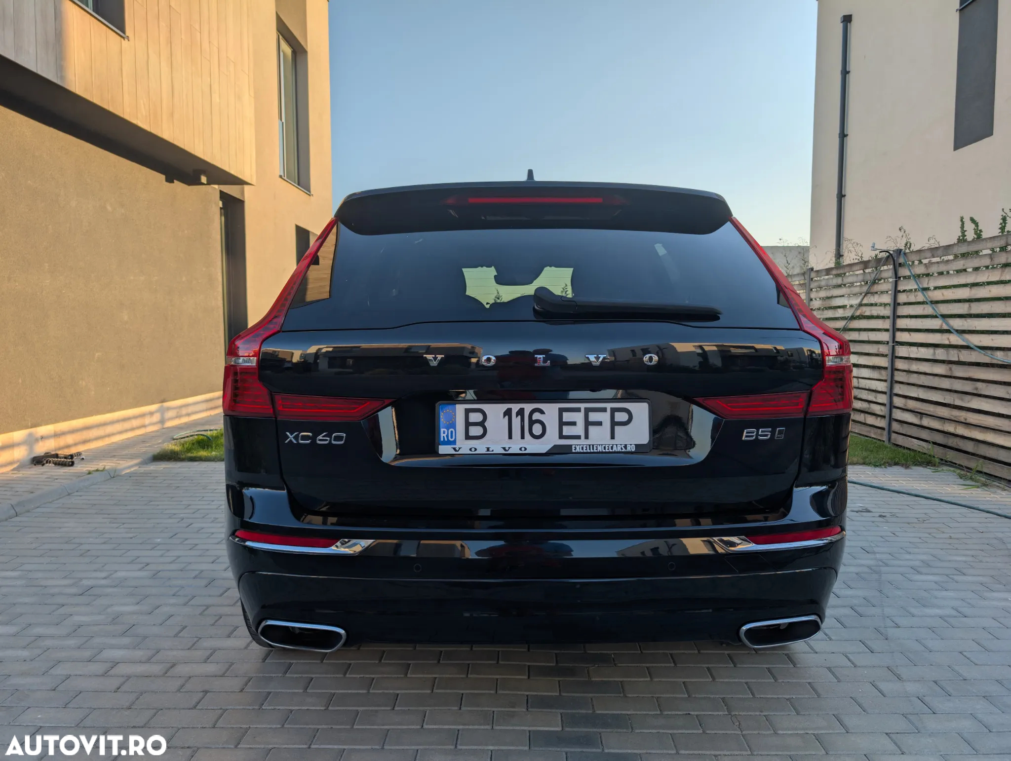 Volvo XC 60 B5 MHEV AT8 AWD Inscription - 11